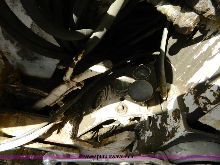 image for item D8882 Link-Belt 60' crane