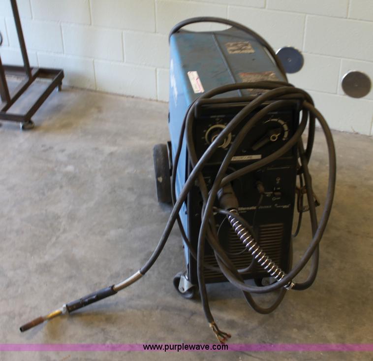 image for item D9147 Millermatic Vintage wire feed welder
