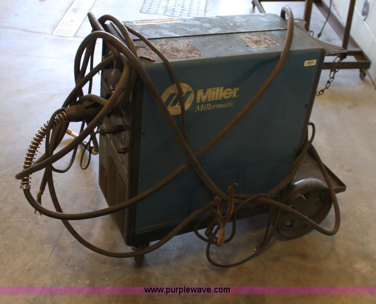 image for item D9147 Millermatic Vintage wire feed welder