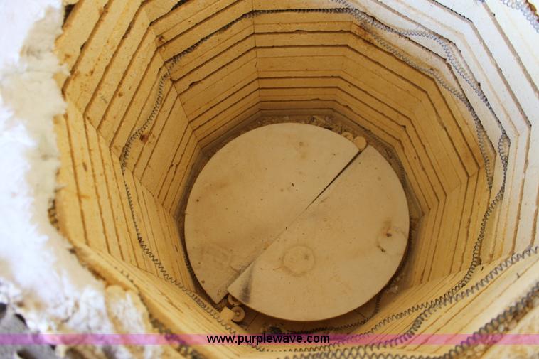 image for item D9152 Paragon high fire kiln