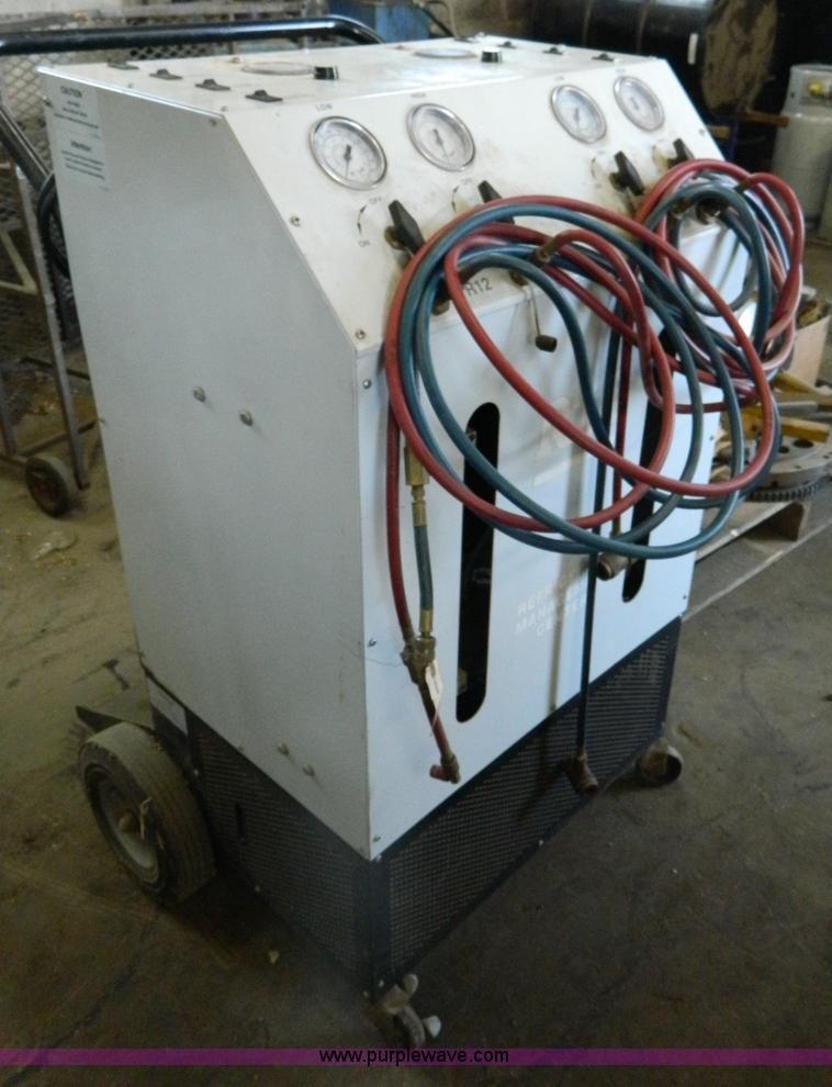 image for item E9496 RTI TC2670 refrigerant recycler
