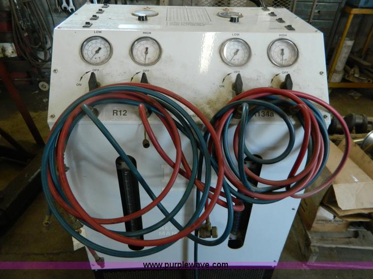 image for item E9496 RTI TC2670 refrigerant recycler