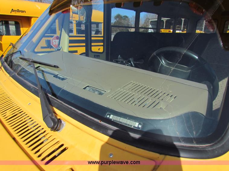 image for item I9679 1992 GMC G3500 Vandura school bus