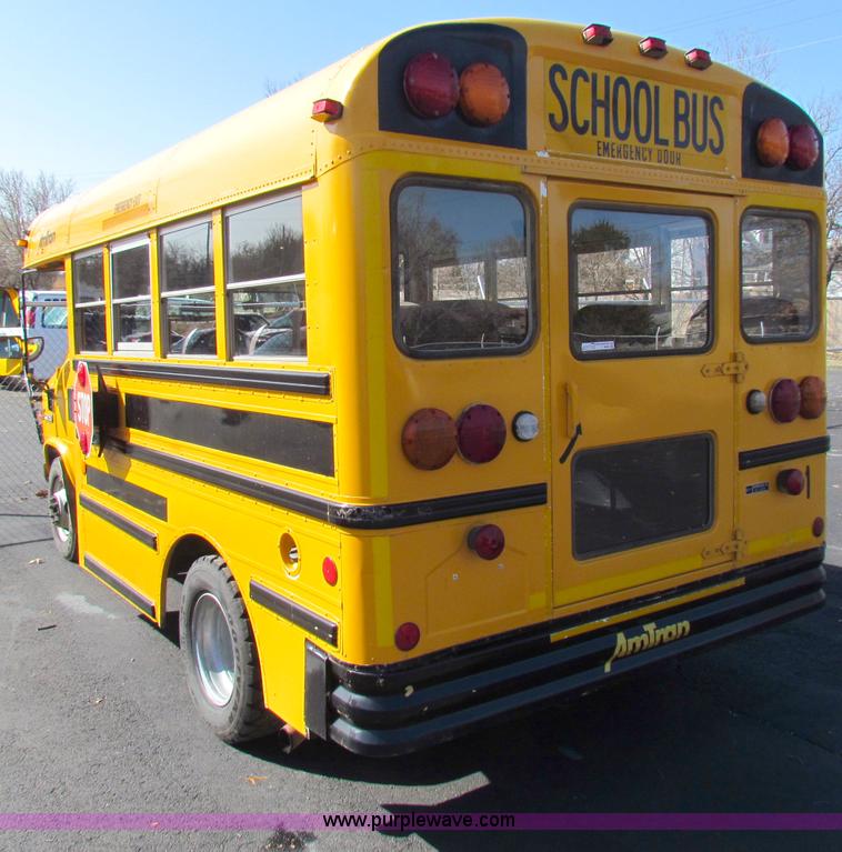 image for item I9680 1995 GMC G3500 Vandura school bus