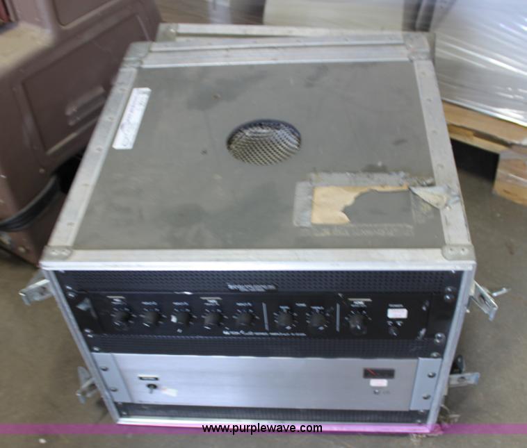 image for item L9515 TOA 500 series amplifier