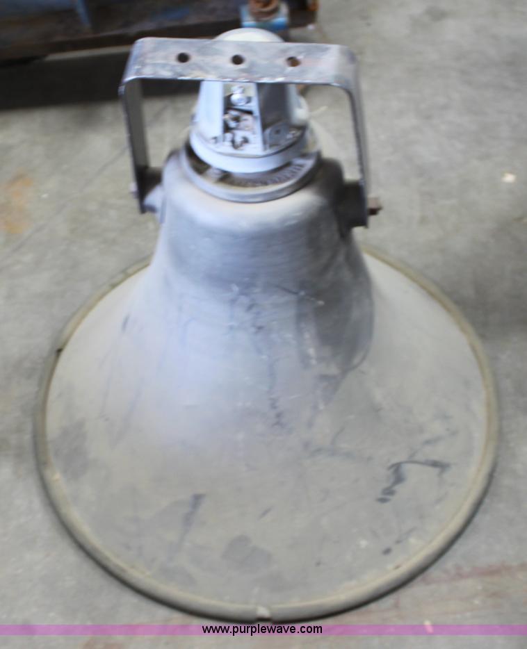 image for item L9515 TOA 500 series amplifier