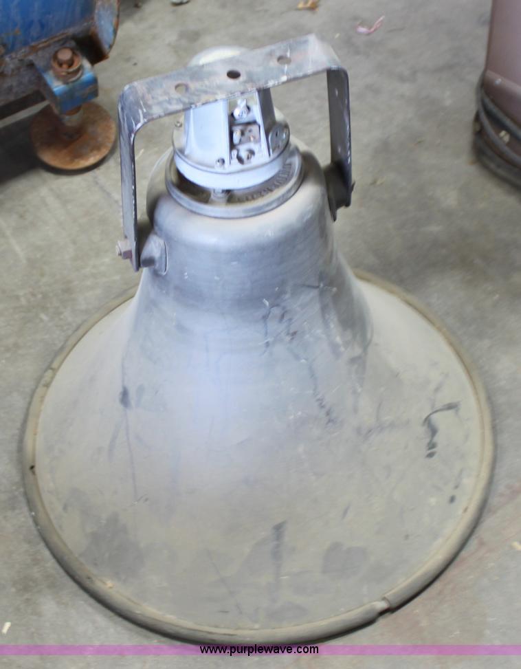 image for item L9515 TOA 500 series amplifier