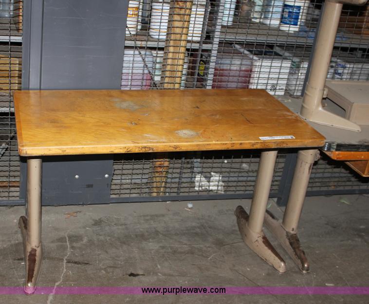 image for item L9533 (5) tables