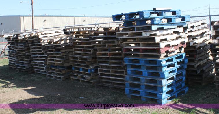 image for item L9542 (240) pallets