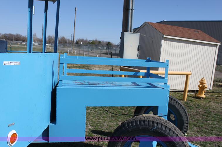 image for item L9550 40 person transport trailer