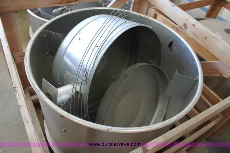 image for item L9558 Assorted exhaust fan parts