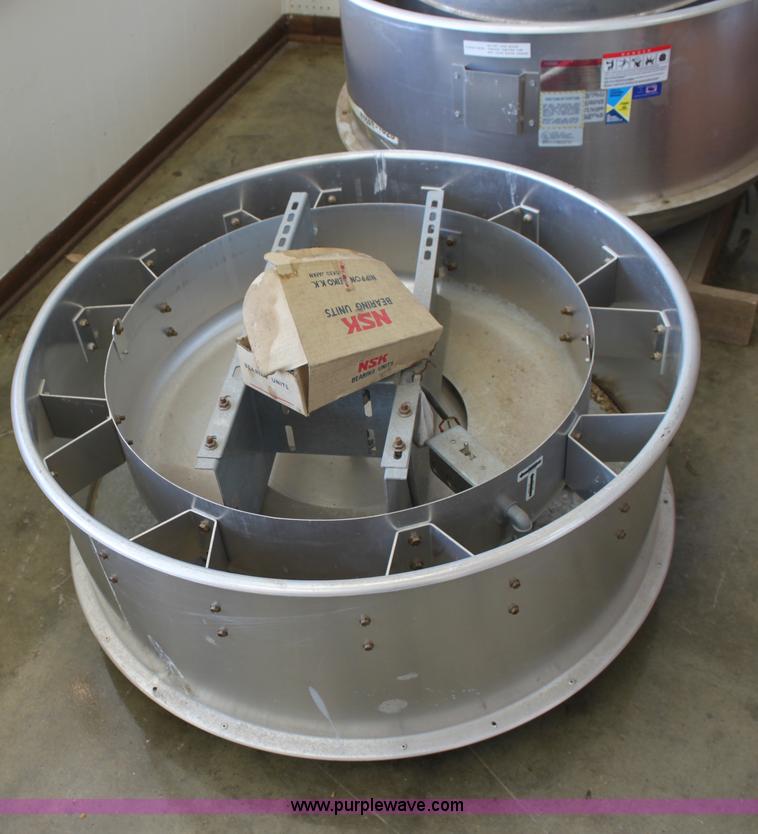 image for item L9558 Assorted exhaust fan parts