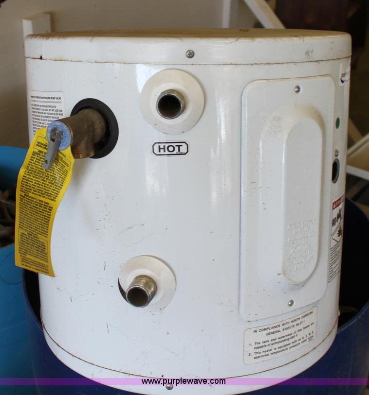 image for item L9560 Vanguard six gallon 6F748 hot water tank