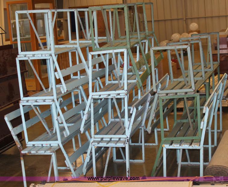 image for item L9568 (30) benches