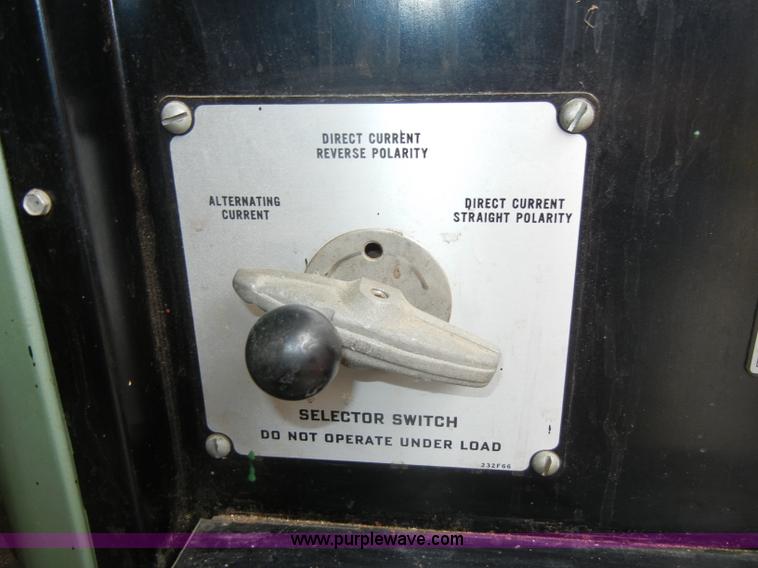 image for item S9376 P&H AC/DC arc welder