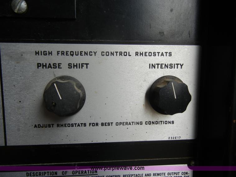 image for item S9376 P&H AC/DC arc welder