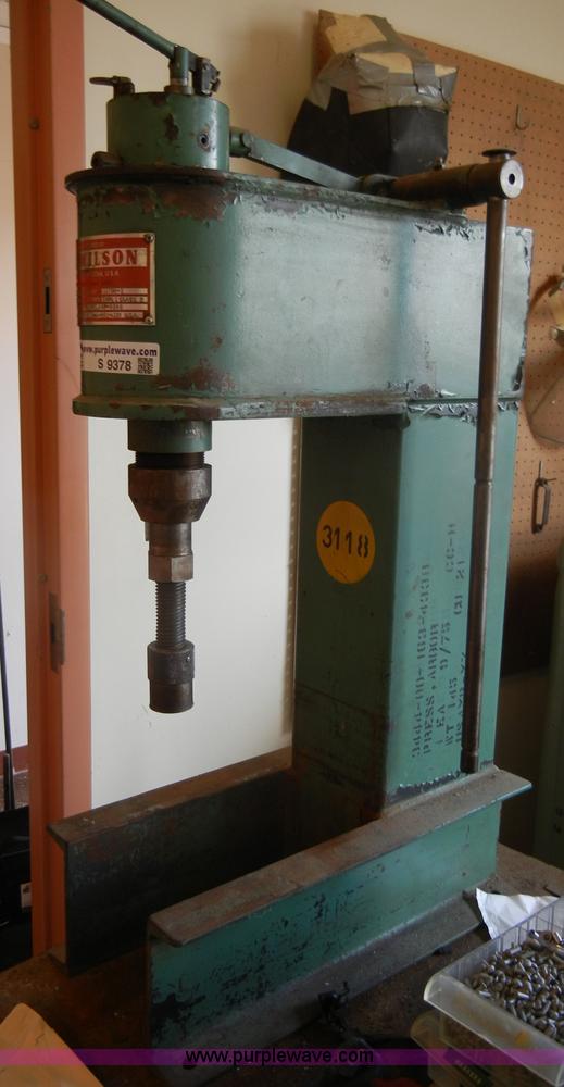 1971 K. R. Wilson arbor press in Lawrence, KS Item S9378 sold