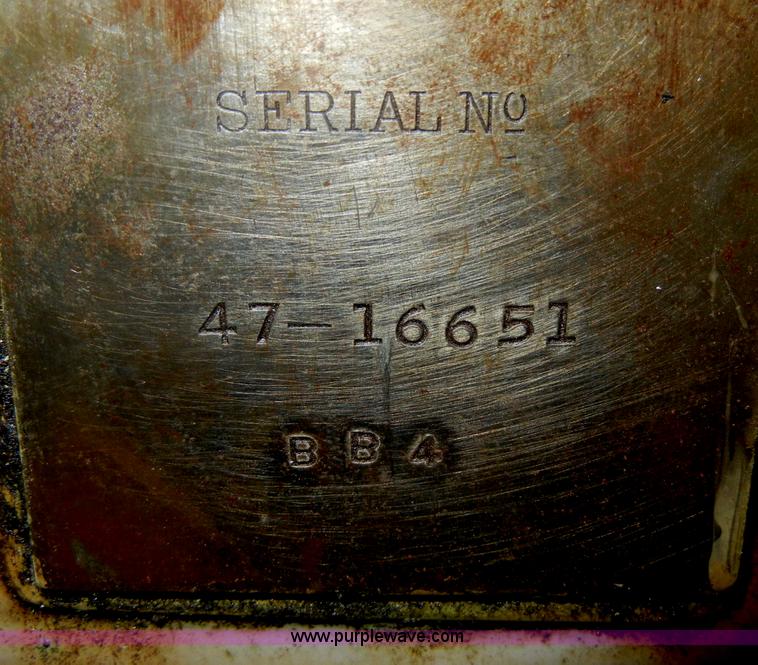 image for item S9379 Hardinge horizontal milling machine