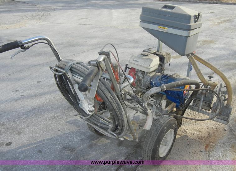 image for item U9876 2001 Graco Line Lazer II