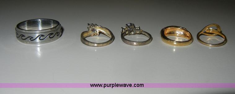 image for item U9879 Assorted jewelry
