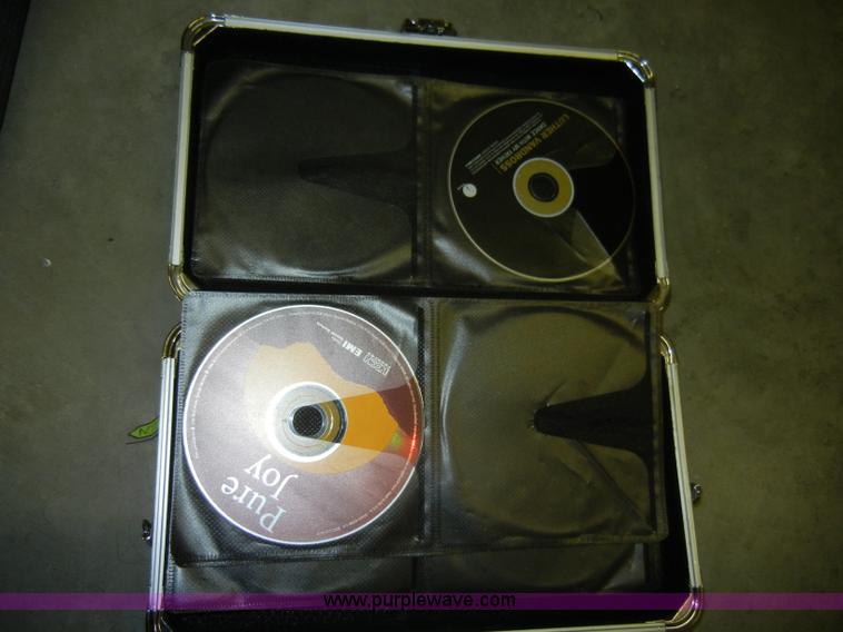 image for item U9880 Assorted items