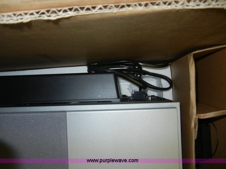 image for item U9882 Yamaha DVX-C300SW DVD home theater sound system