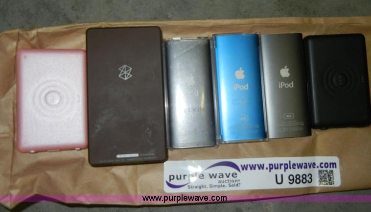 image for item U9883 (6) assorted iPods