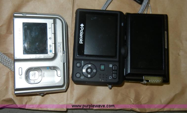 image for item U9884 (3) assorted cameras