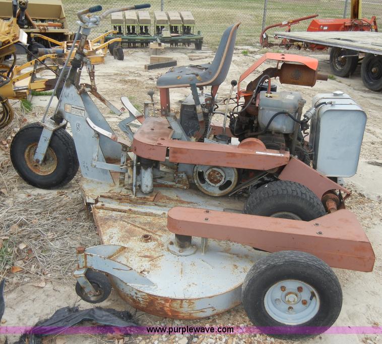 image for item U9947 Heckendorn 7' mower