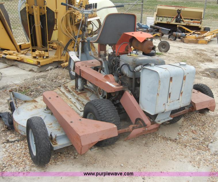 image for item U9947 Heckendorn 7' mower