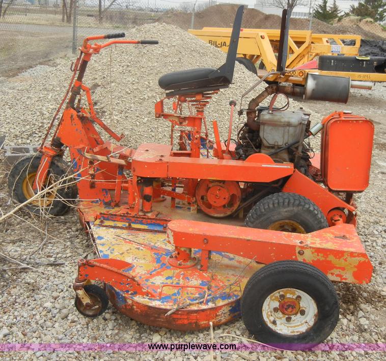 image for item U9948 Heckendorn 7' mower