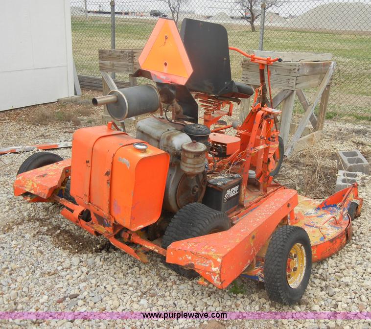 image for item U9948 Heckendorn 7' mower