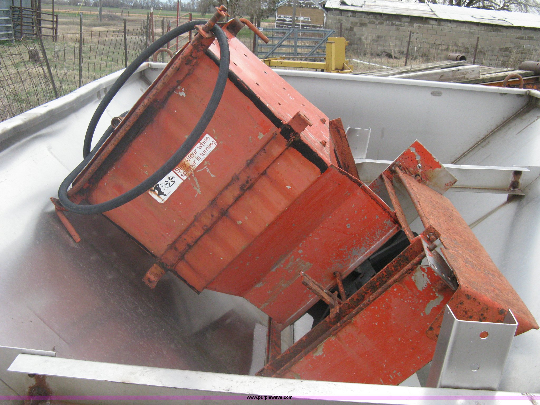 Swenson salt spreader in Cheney, KS Item A6119 sold Purple Wave