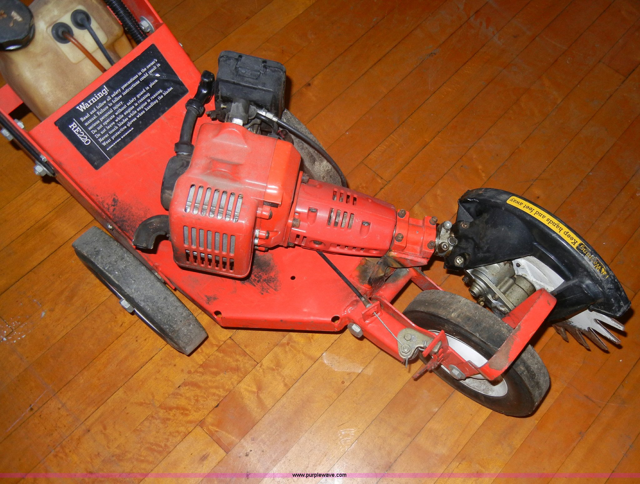 Red Max RE220 reciprocating edger in Salina, KS Item U9960 sold