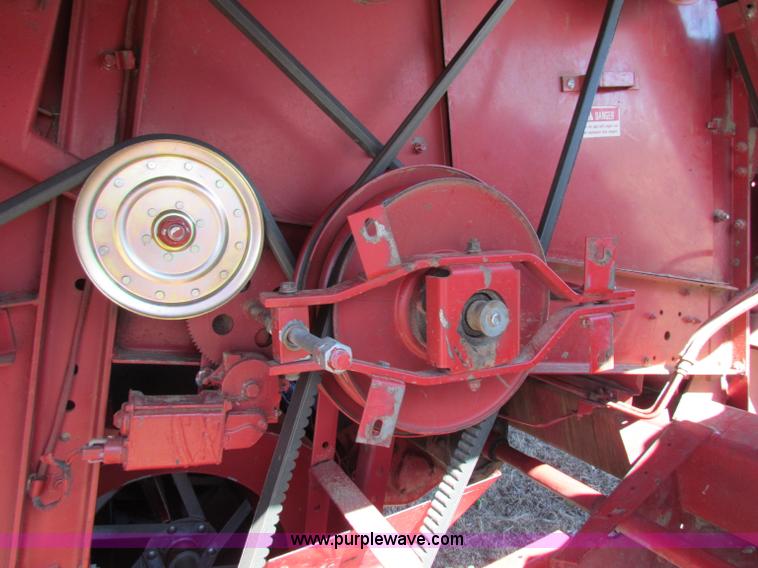 image for item A3593 1986 Case IH 1680 combine