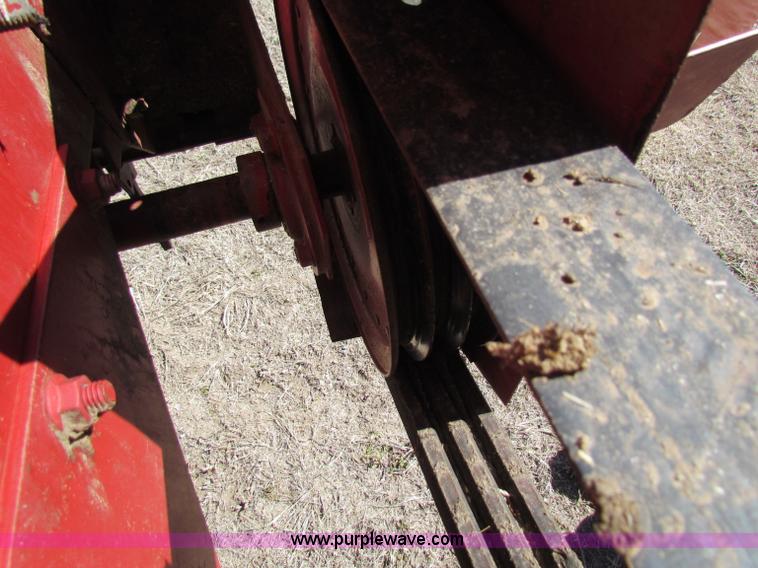 image for item A3593 1986 Case IH 1680 combine