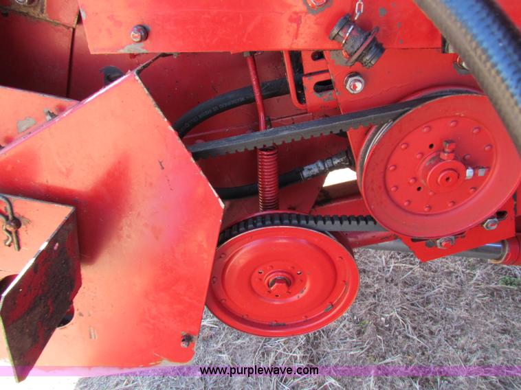 image for item A3593 1986 Case IH 1680 combine