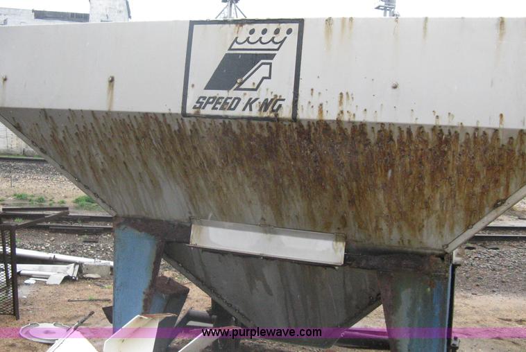 image for item A6135 Speed King five ton stainless steel fertilizer weigh hopper