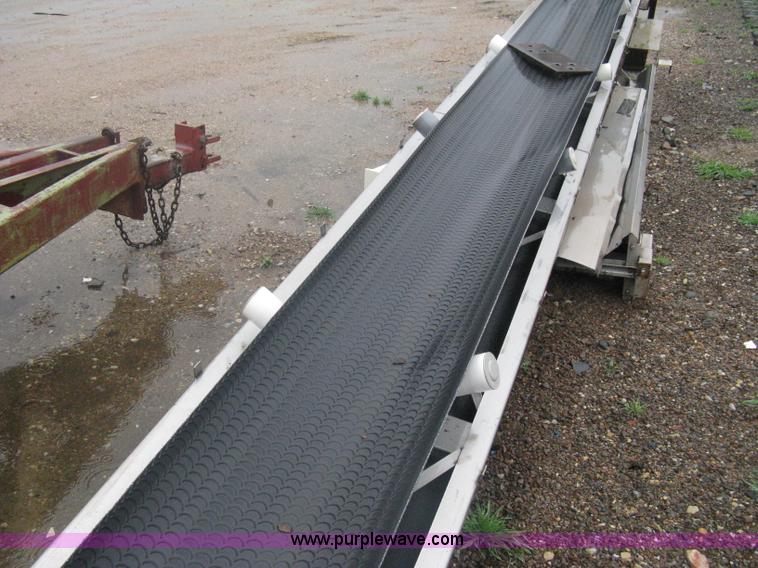 image for item A6136 Speed King 26' stainless steel fertilizer conveyor