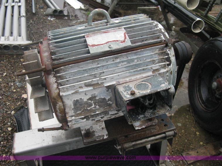 image for item A6136 Speed King 26' stainless steel fertilizer conveyor