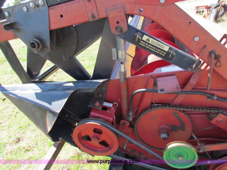 image for item B1061 Case 1010 30' platform header