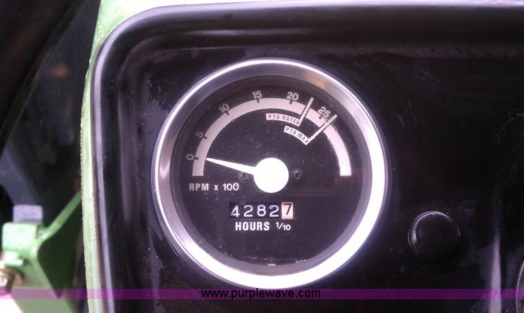 image for item B1062 1984 John Deere 1050 MFWD tractor