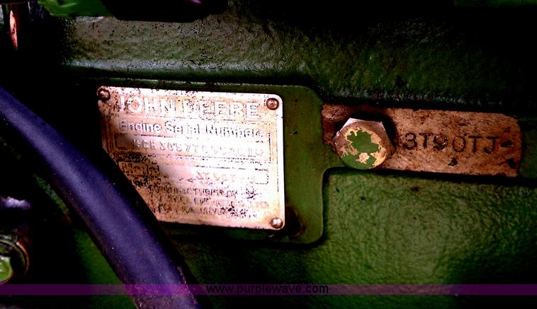image for item B1062 1984 John Deere 1050 MFWD tractor