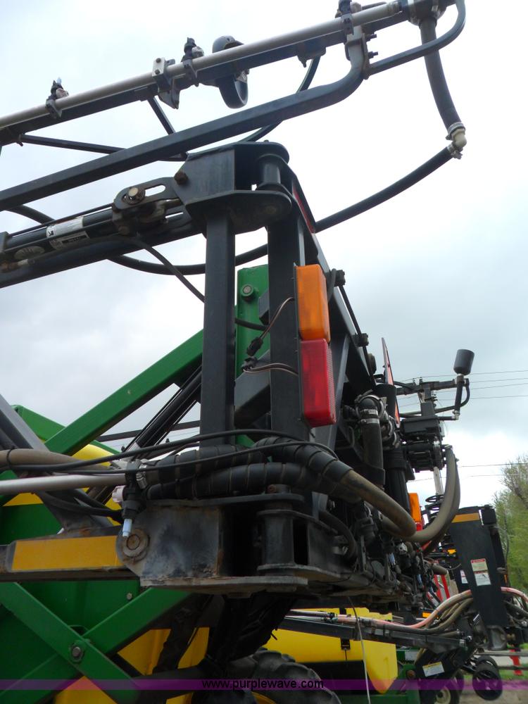 image for item B1091 2005 Top Air TA1200 sprayer