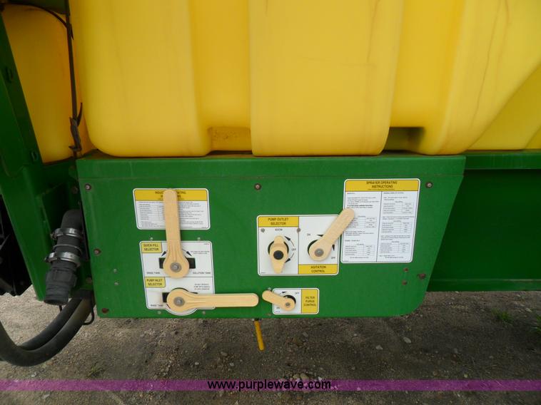 image for item B1091 2005 Top Air TA1200 sprayer