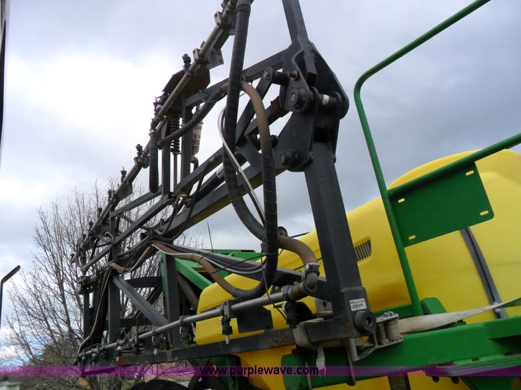 image for item B1091 2005 Top Air TA1200 sprayer