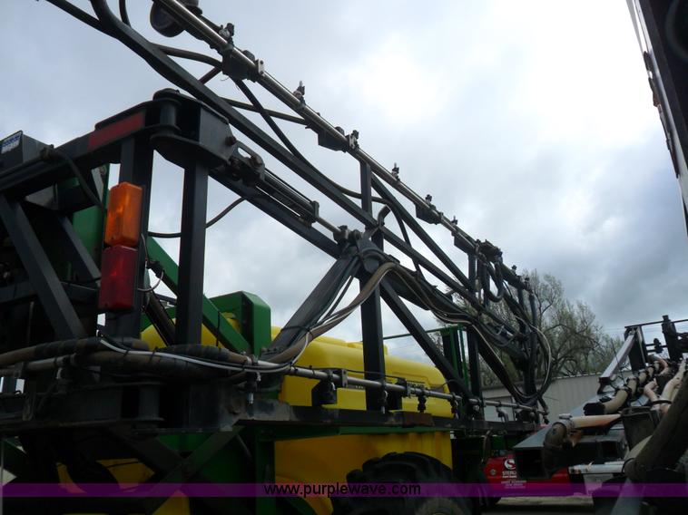 image for item B1091 2005 Top Air TA1200 sprayer