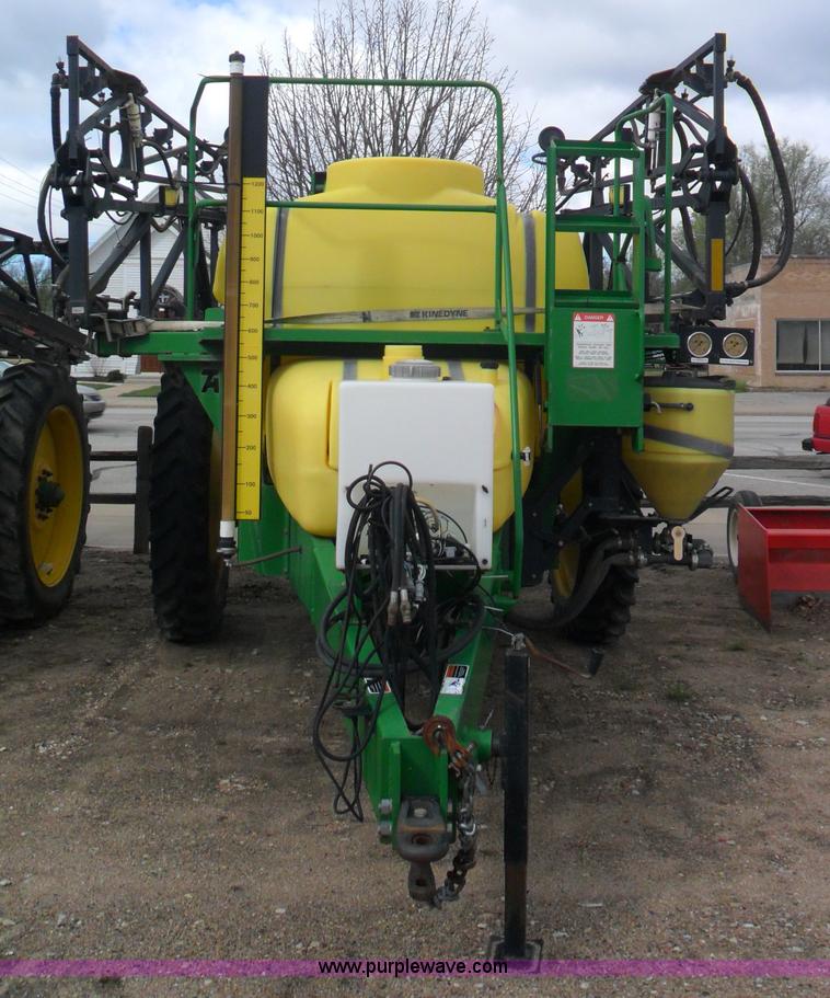 image for item B1091 2005 Top Air TA1200 sprayer