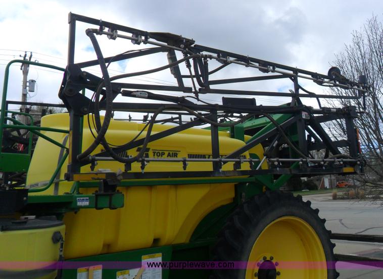 image for item B1091 2005 Top Air TA1200 sprayer