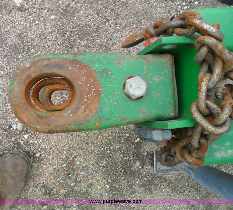 image for item B1092 2005 Bestway Field-Pro III sprayer